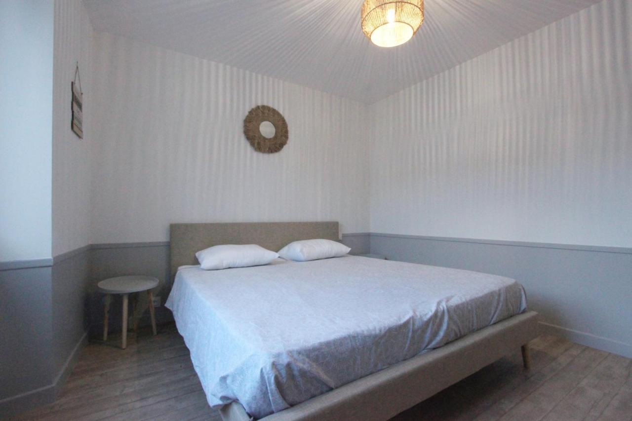 Loudeac : Appartement T2 Chaleureux Centre Ville Exterior photo